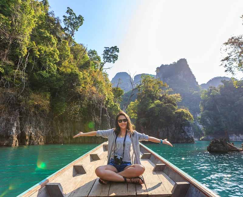 Một chuyến du lịch ngắn ngày rất thích hợp với những cô nàng thích phiêu lưu