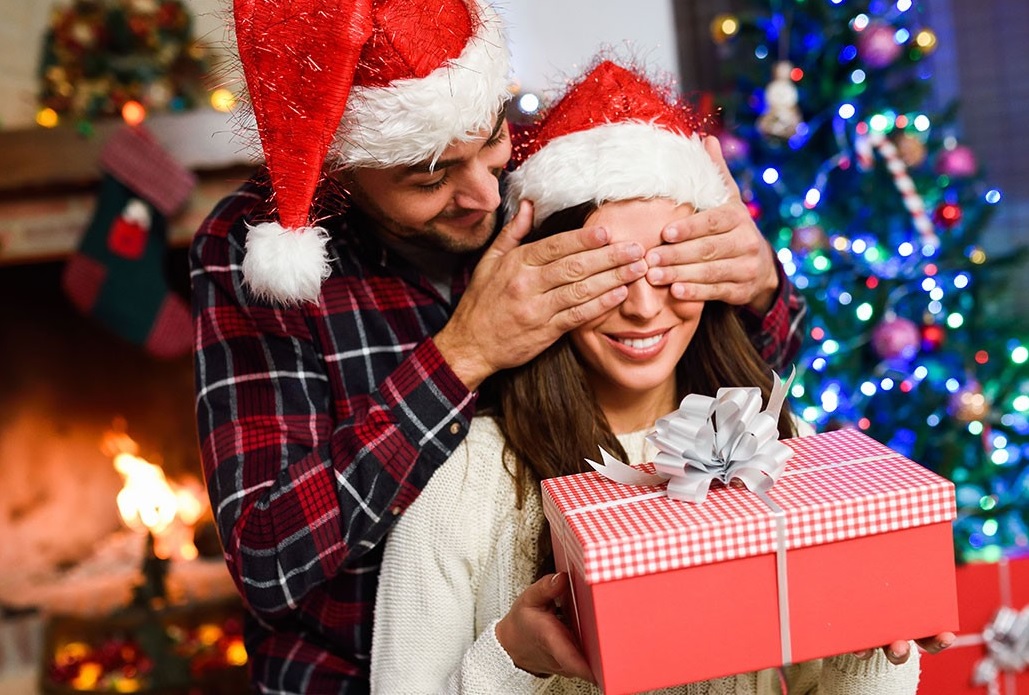 Bật mí 20+ món quà Noel cho người yêu ngọt ngào và ấm áp