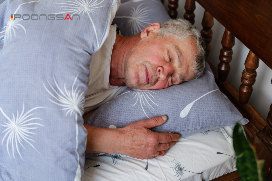 ghế massage cho người lớn tuổi