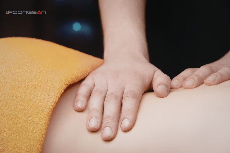 massage v&ugrave;ng m&ocirc;ng h&ocirc;ng c&oacute; gi&uacute;p giảm t&ecirc; ch&acirc;n kh&ocirc;ng