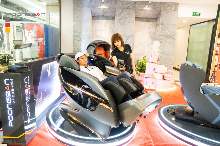 so s&aacute;nh d&aacute;ng ghế massage