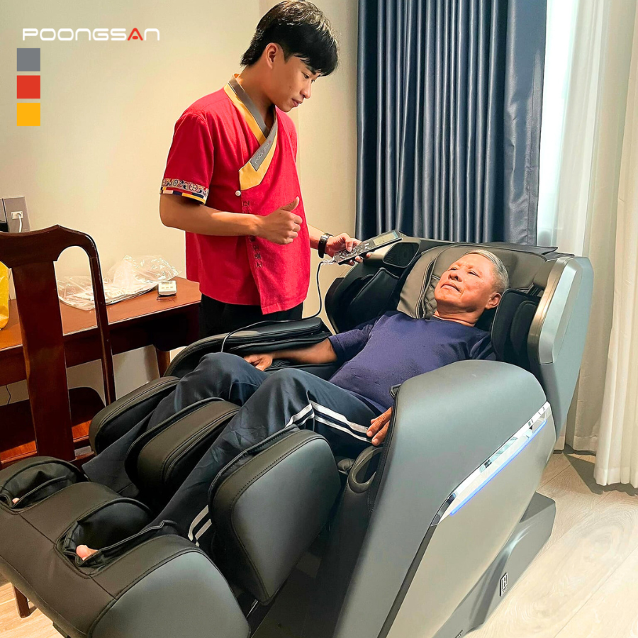 so sánh massage rung và massage con lăn