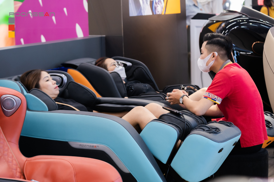 Ghế massage cho người tho&aacute;i h&oacute;a khớp
