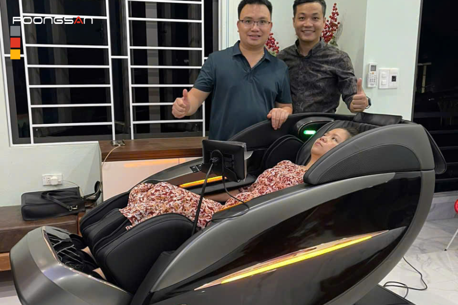 dùng ghế massage sau khi ăn