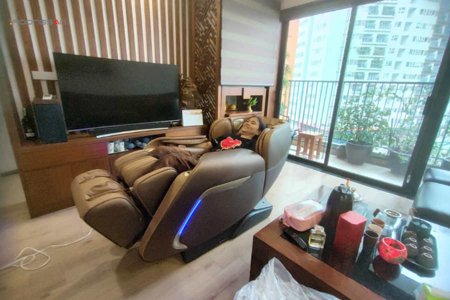 ghế massage giảm căng cơ cột sống