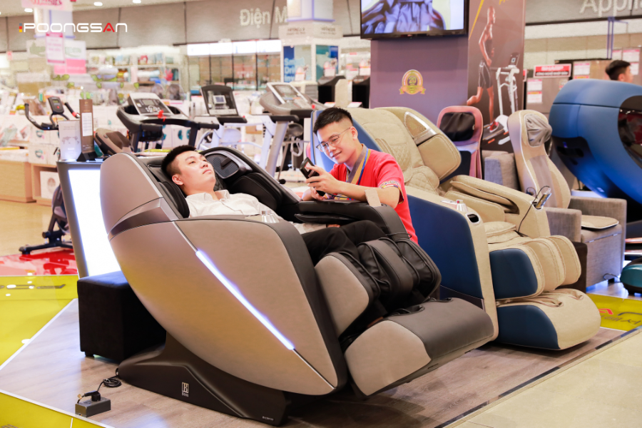 Massage co gi&atilde;n cơ bắp