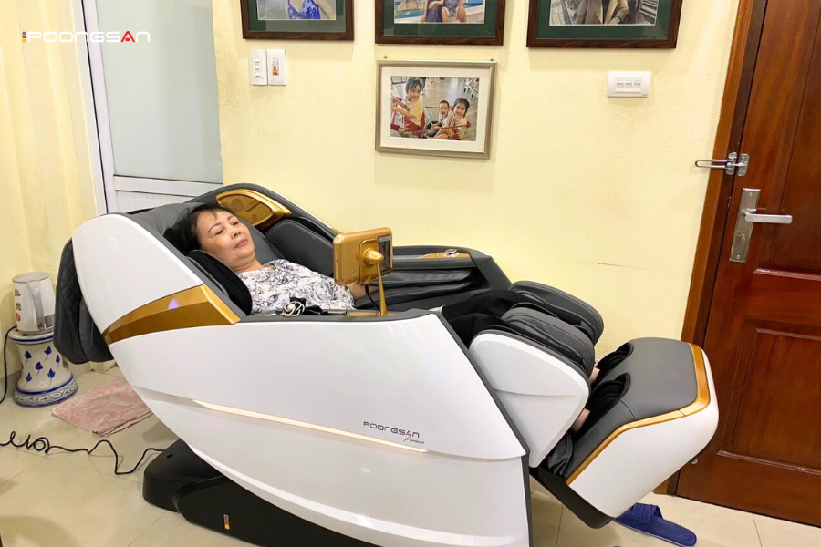 mát-xa hỗ trợ lưu thông hệ bạch huyết