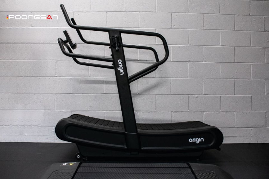 nên mua máy chạy bộ cơ hay điện