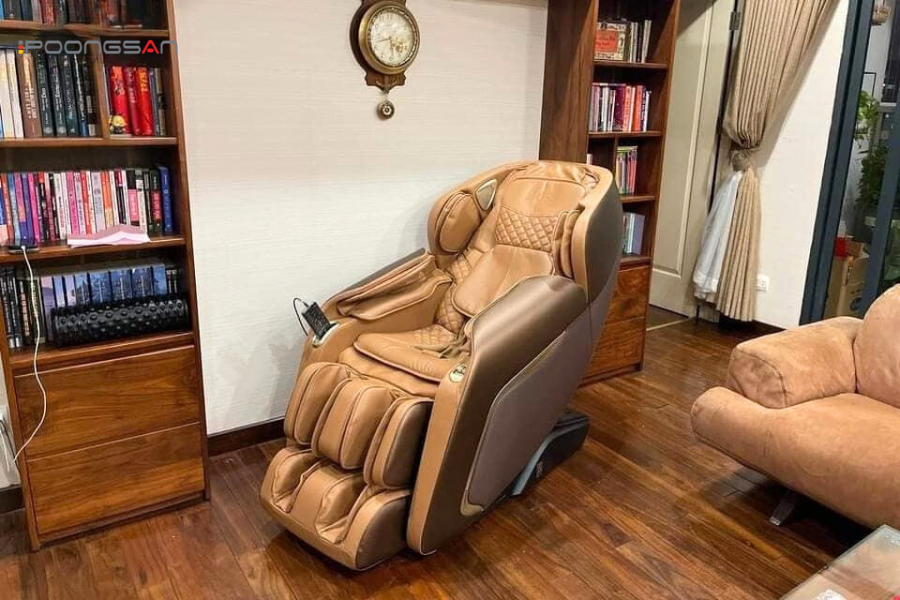 ghế massage kết hợp xem ti vi