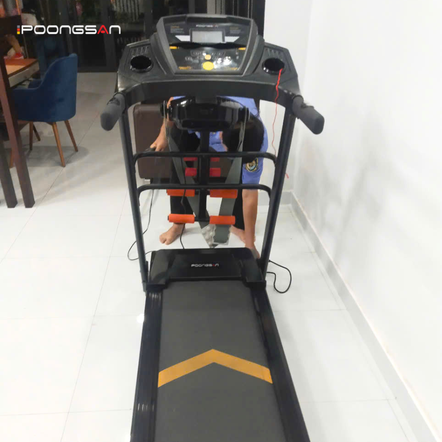 cách gấp gọn máy chạy bộ