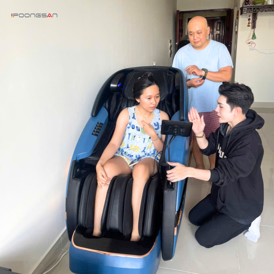 ghế massage cho người gi&agrave; c&ocirc; đơn