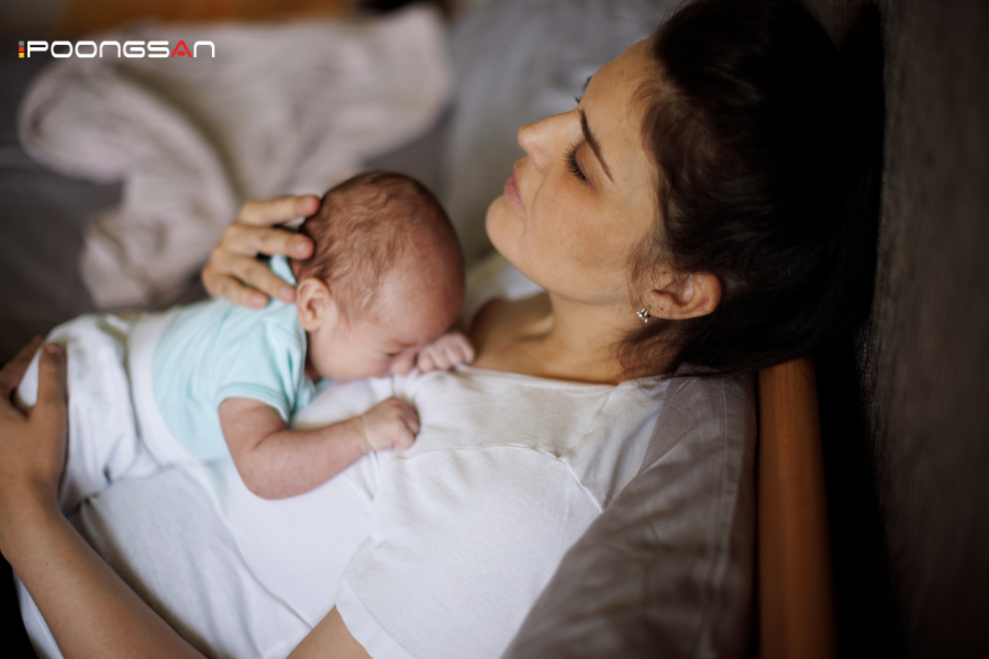 ghế massage gi&uacute;p giảm &aacute;p lực tinh thần cho phụ nữ sau sinh