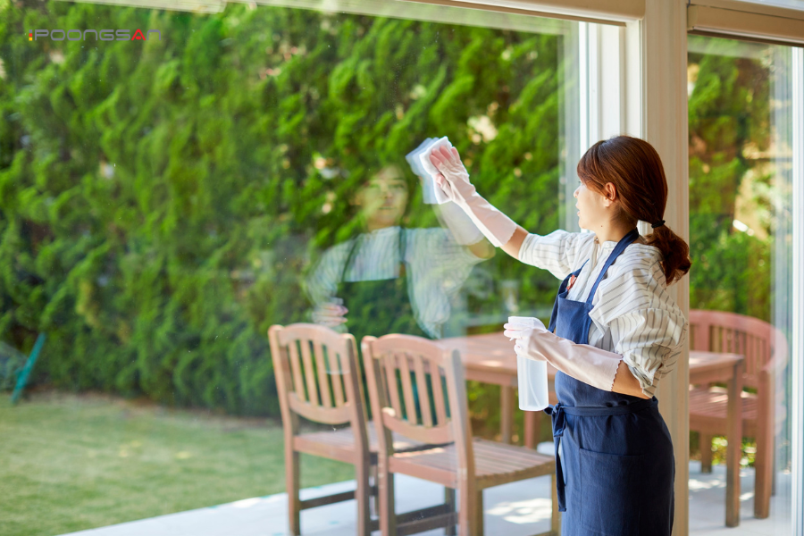 ghế massage gi&uacute;p thư gi&atilde;n s&acirc;u sau khi dọn dẹp nh&agrave; cửa