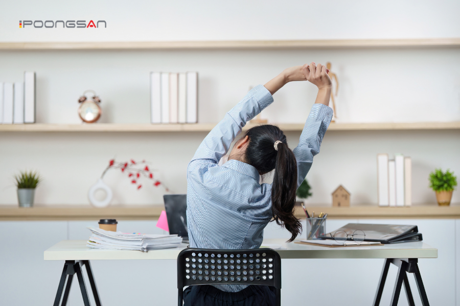 ghế massage hỗ trợ thư gi&atilde;n cơ mặt