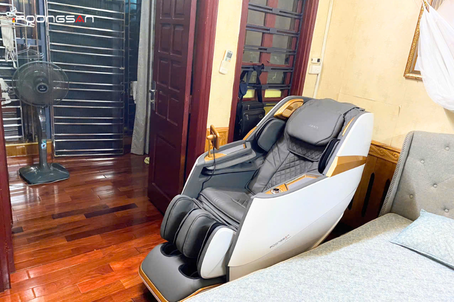 Gi&aacute; ghế massage
