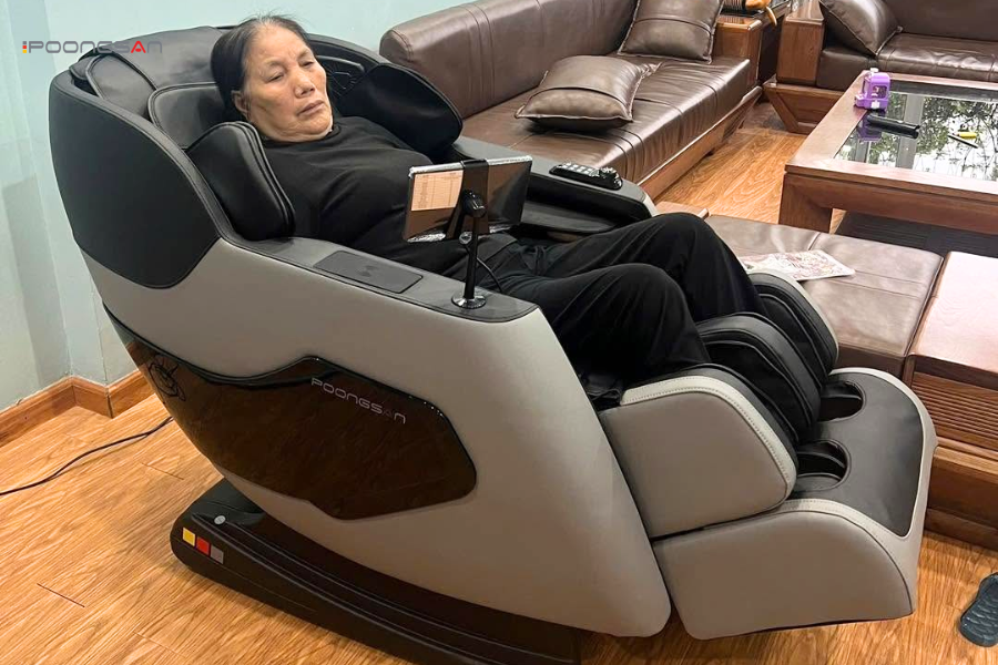 ghế massage Thanh Ho&aacute;