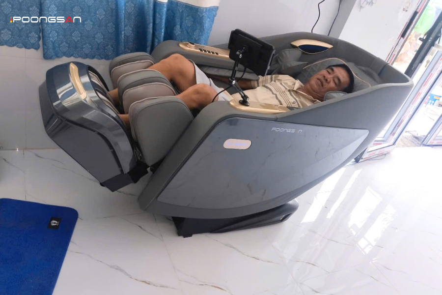 k&eacute;o gi&atilde;n cột sống Chiropractic