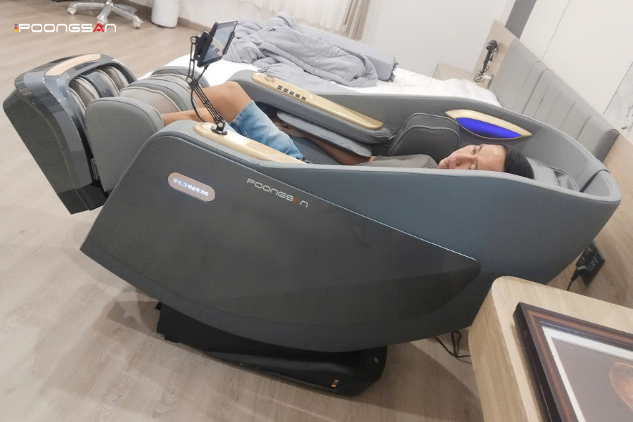 k&eacute;o gi&atilde;n cột sống Chiropractic