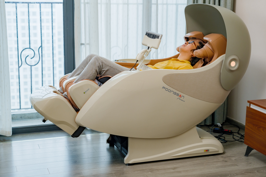 Top ghế massage kéo giãn cột sống tốt nhất